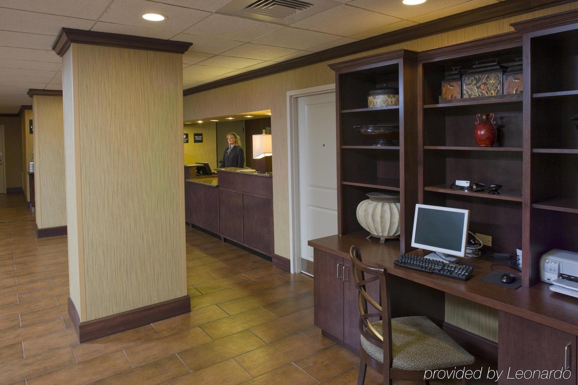 Hampton Inn Asheville - Biltmore Area Bagian luar foto
